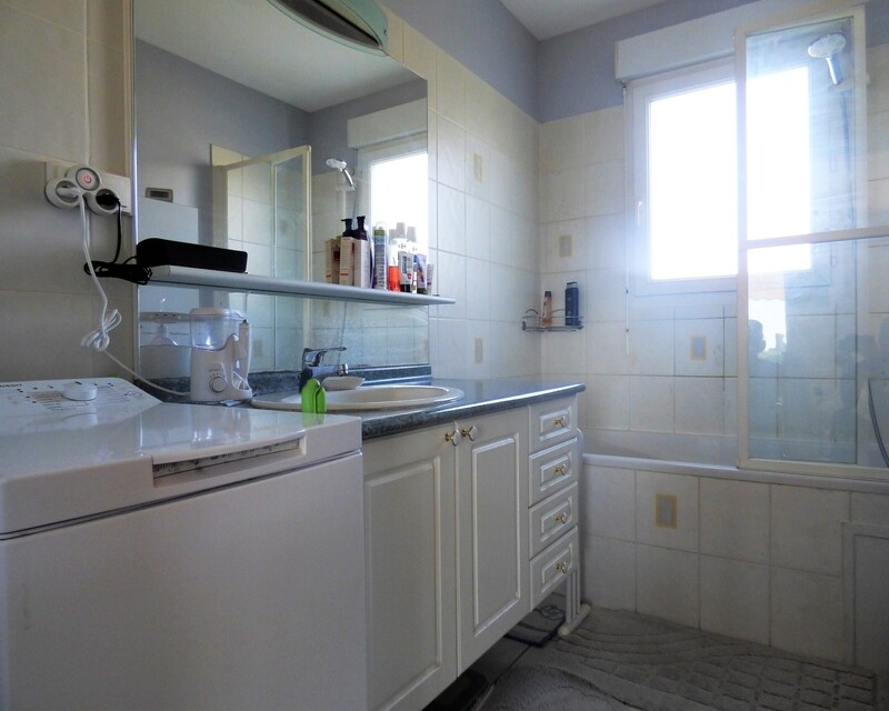 62810 Lattre-Saint-Quentin - Pavillon de plain-pied - 5 pièces - 85m² - Salle de bains