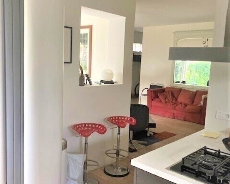  Appartement de style loft avec jardin,  proche de Paris - 1 vue cuisine sejour
