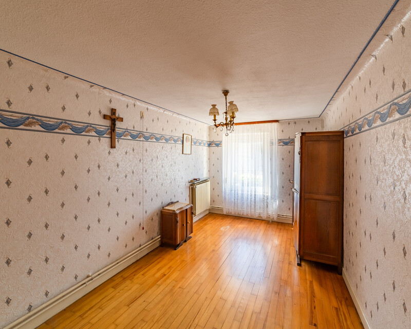 Maison lorraine, en pleine campagne. - 6c9a4190-hdr