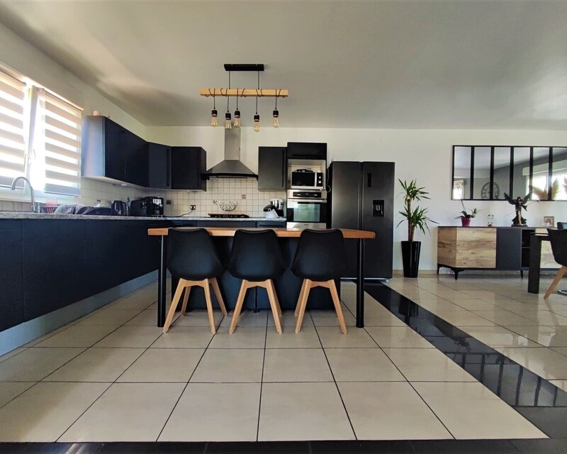 Charmante maison individuelle avec piscine - Cuisine