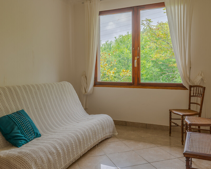 Maison, 5 Chambres, 240 m2 sur un terrain de 1600 m2  - Dsc9002-hdr