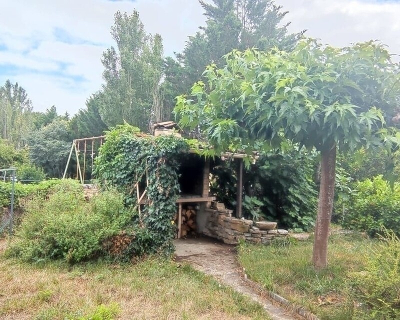 maison avec jardin & garage  - 292360096 425591949293252 4162785107560217307 n