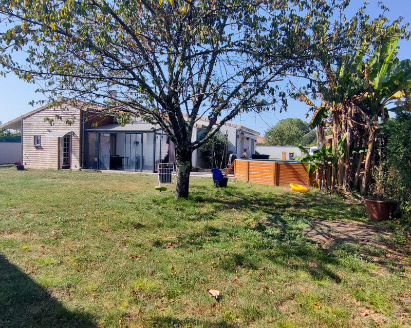 Maison 5 chambres  et studio sur une parcelle de 900m² 430000€ FAI - 1666948241665
