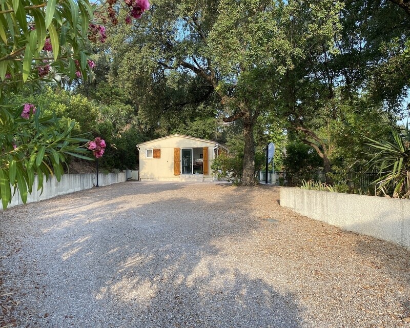 Maison de vacances 3 pièces sur grand terrain - 4b8c142e-8b40-4363-919e-8997b3444aed