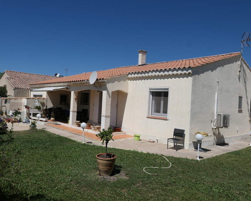 Villa de plain-pied à Salin de Giraud - Vue de devant
