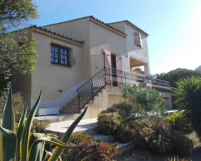 Maison 94 m² Toulon Ouest avec vue sur la rade - Vue maisin côté sud