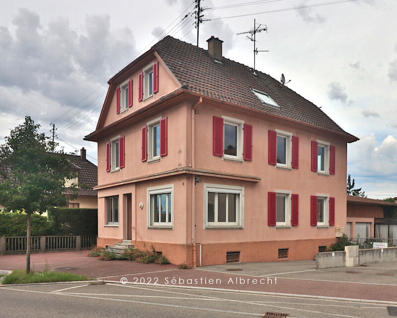 Vendu: Maison à Wittelsheim 9 pièces 240 m² (68310) - Maison à vendre à Wittelsheim