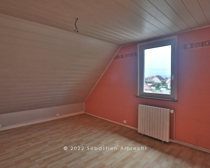 Vendu: Maison à Wittelsheim 9 pièces 240 m² (68310) - Chambre 2ème étage