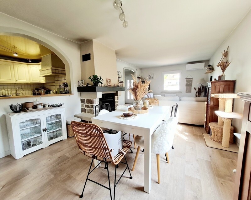Charmante maison à saisir - Séjour/salle à manger 2