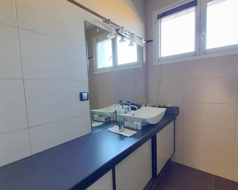 Eysines (33), quartier La Foret, Maison 147 m2, 5 chambres - 20220211 153849