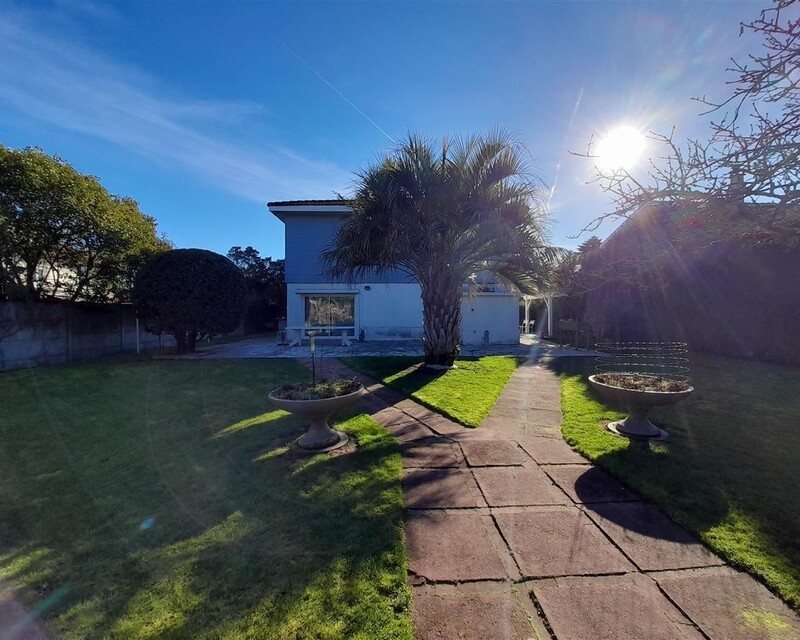 Eysines (33), quartier La Foret, Maison 147 m2, 5 chambres - 20220211 154219