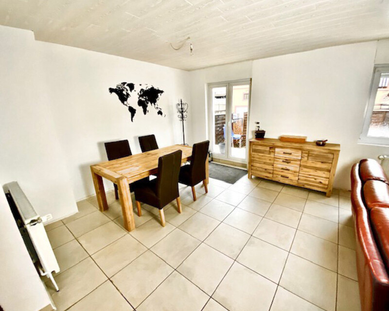 Vends à Alzing - 57320 - Une maison de village de 104m2 environ - Salon1 nouveau
