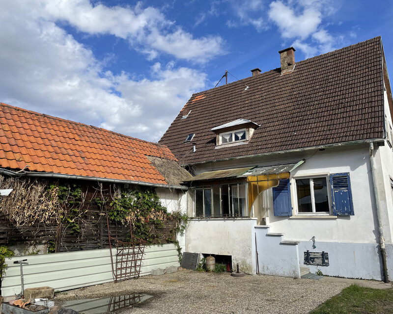 Maison à rénover sur terrain de 5,75 ares à Seltz (67470) - Vue arrière