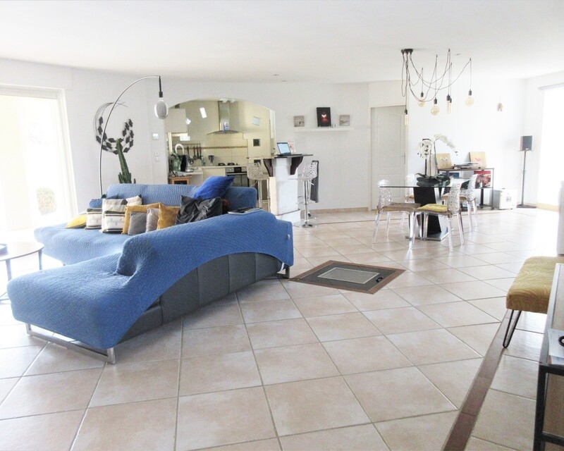 Spacieuse maison de plain-pied - Img 2371  2 