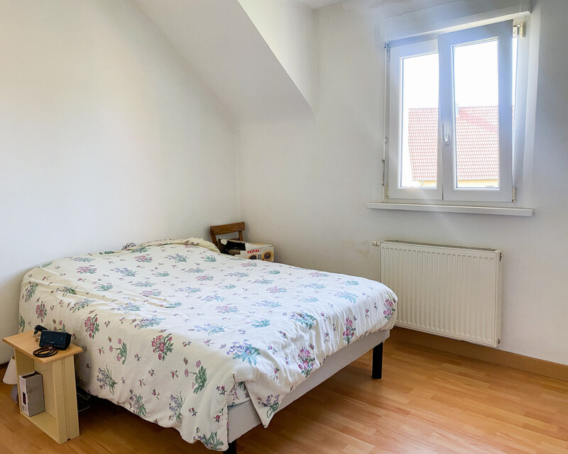 Charmante maison mitoyenne dans un agréable quartier à Cernay - Chambre 2