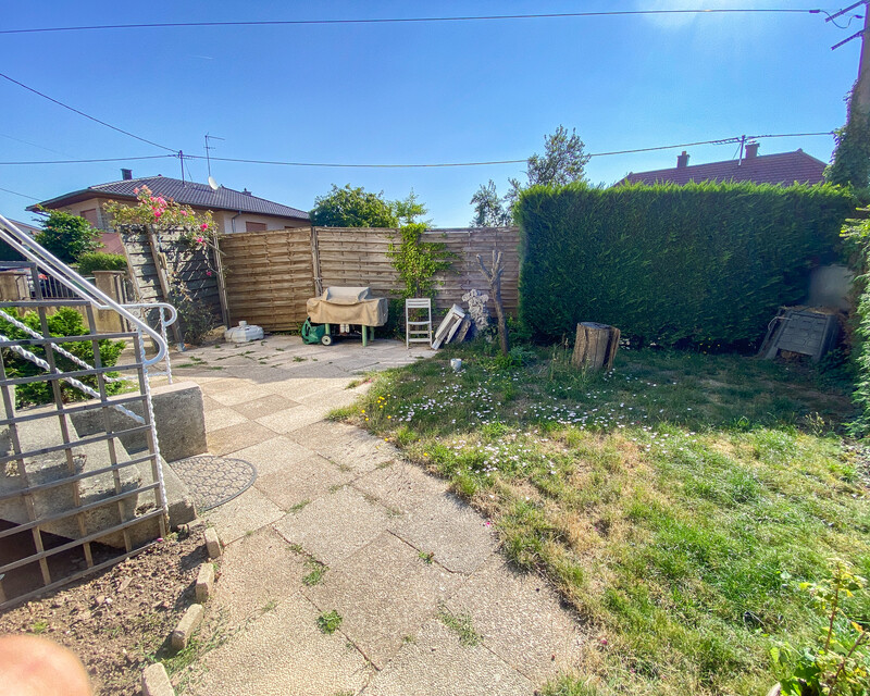 Charmante maison mitoyenne dans un agréable quartier à Cernay - Jardin