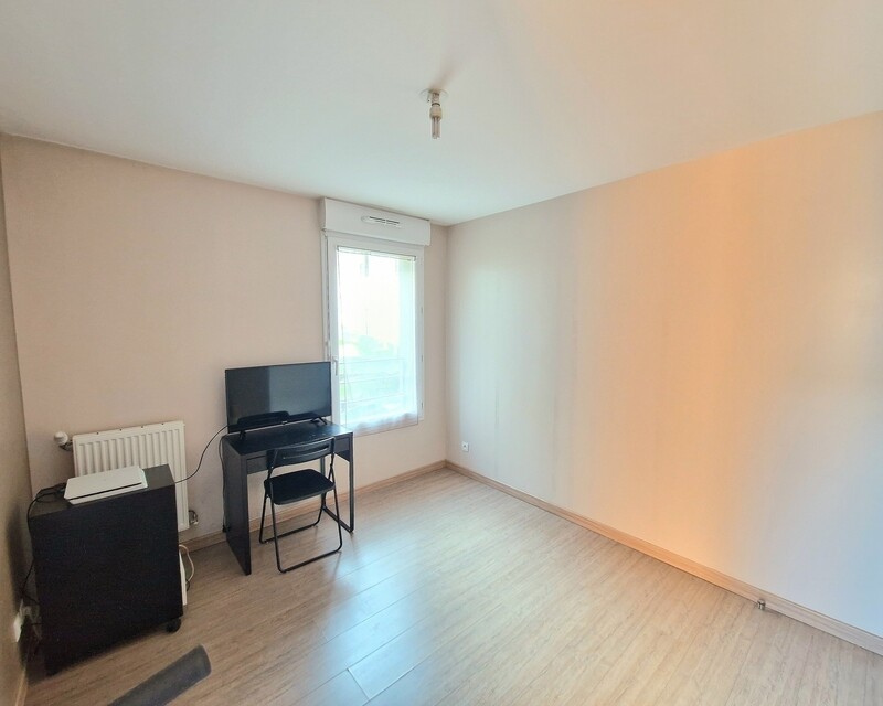 Appartement de 90m2 plus parking: Dock de Saint Ouen - 20221012 113231