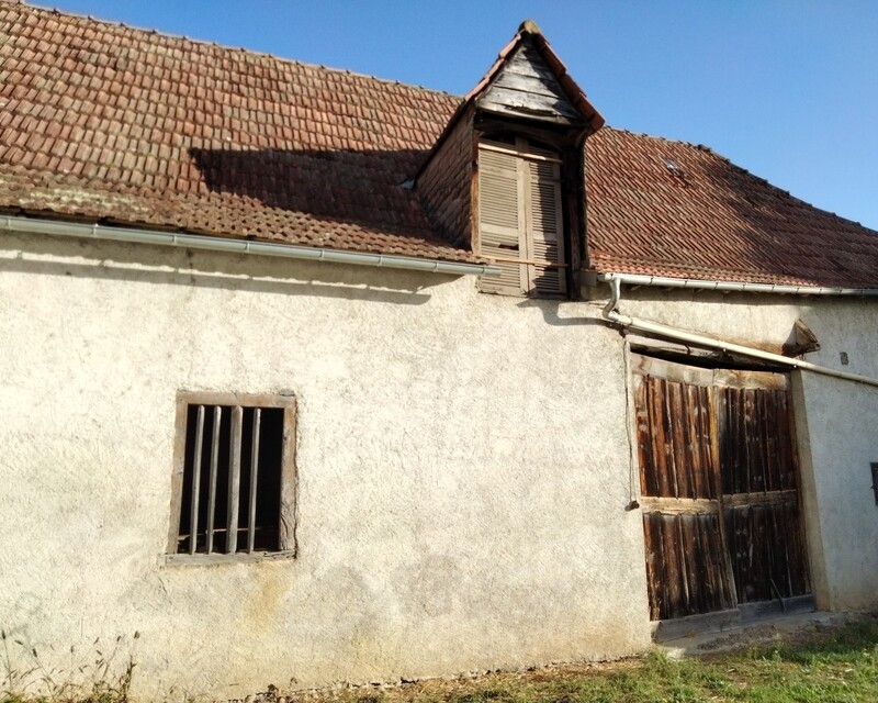 Ancienne ferme  à rénover - grange