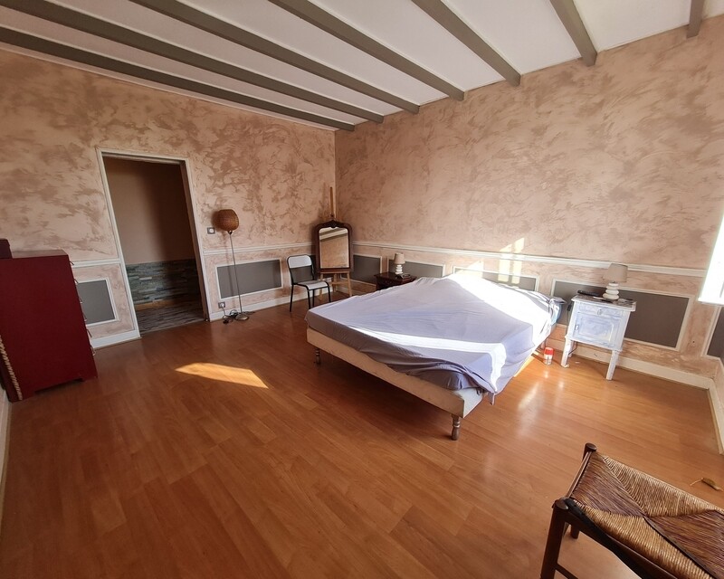 Maison 130m²+dpdce+piscine Terrain 1950m² - 20221028 144755