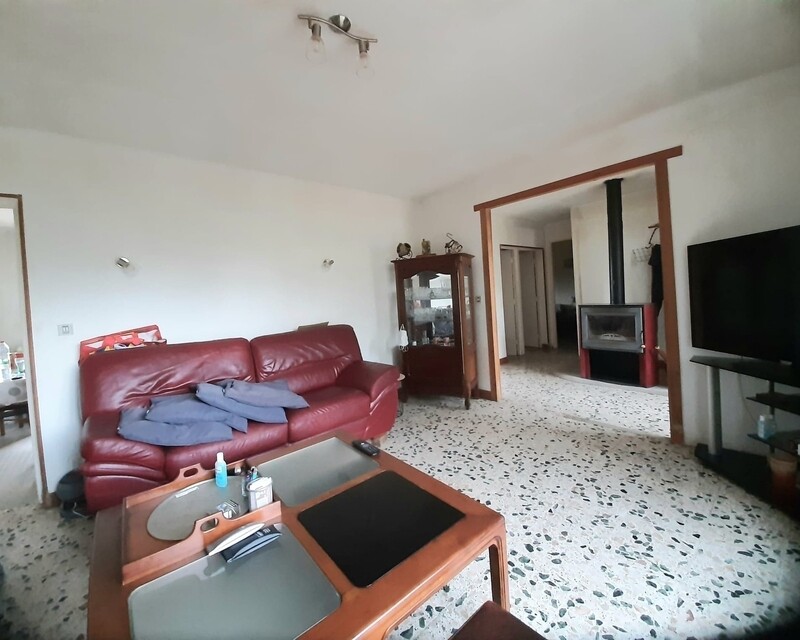 Maison plain-pied sur une parcelle de 10354 m²  - 312961352 1293650351382426 1446379607910288642 n