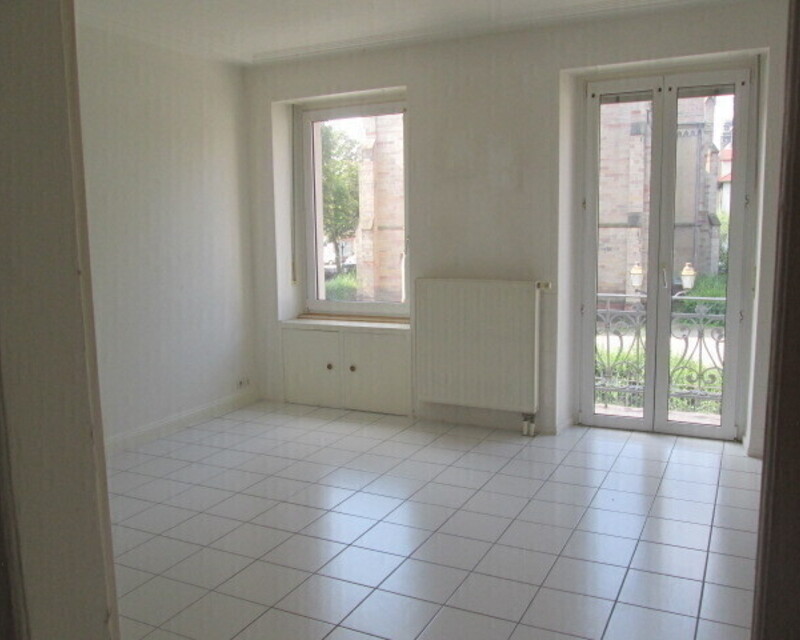 Appartement 3 pièces cuisine équipée - Img 4420