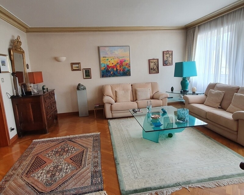 Appartement haut de gamme  160m2 - Salon