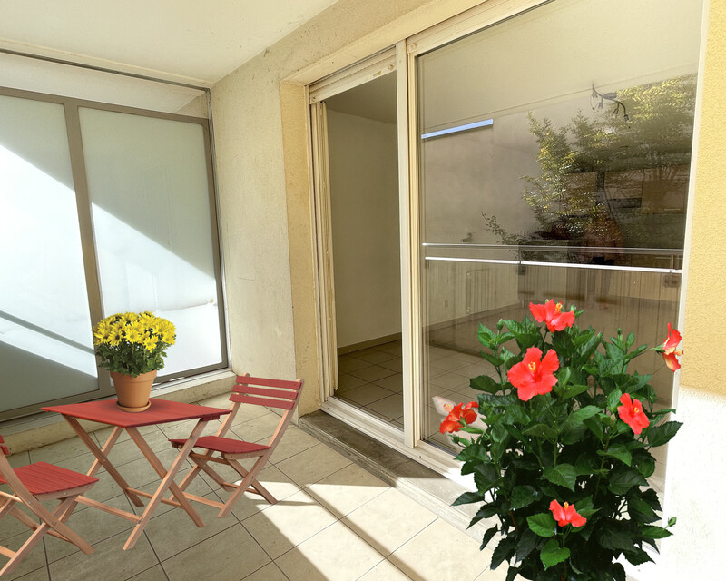 Vénissieux T3 de 63.29m² + parking s.sol + balcon 7.65 m² - Terrasse