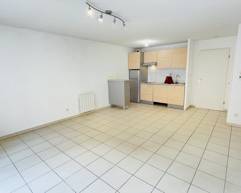 Vénissieux T3 de 63.29m² + parking s.sol + balcon 7.65 m² - Img 3108