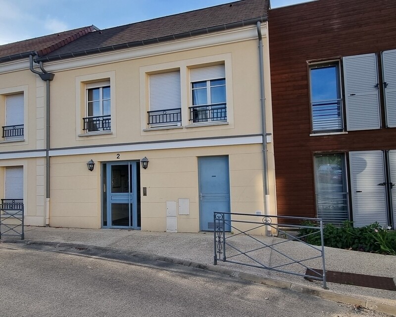 T3 de 69.96 m² avec vue sur Parc à Coupvray  - Façade de la résidence