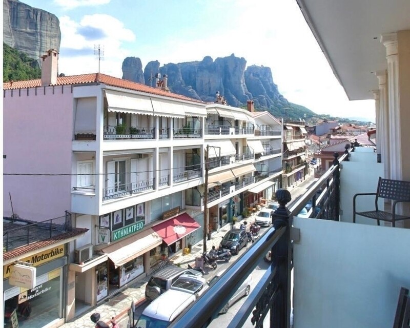 Grèce, Météores, Kalampaka, vue imprenable, hôtel 34 chambres, - Photo-2022-05-28-14-12-16
