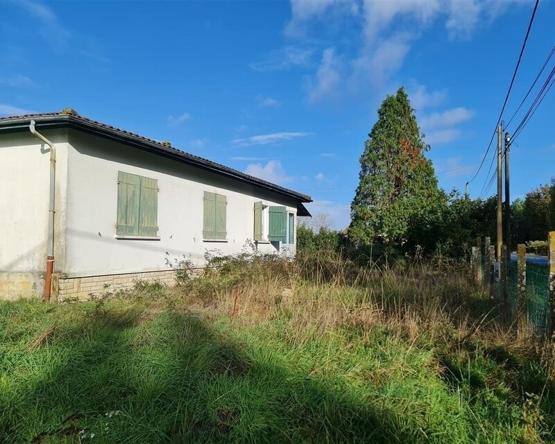 Salaunes, Maison de 95 m2- 4 chambres- de plain-pied à rénover  - 20221125 114326