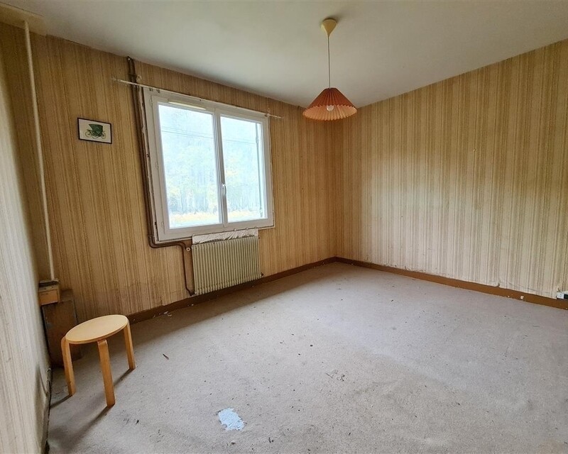 Salaunes, Maison de 95 m2- 4 chambres- de plain-pied à rénover  - 20221130 102446