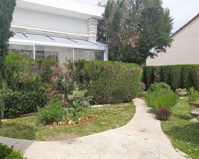 Maison 5 pièces 108 m2 avec jardin d'agrément - Img 20230506 155356