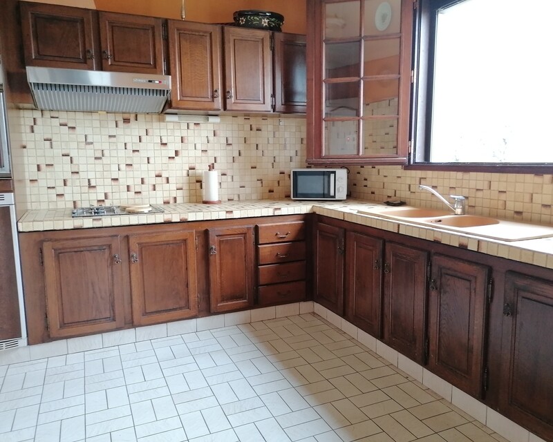maison 3 chambres avec plus de 4000m² de terrain - cuisine