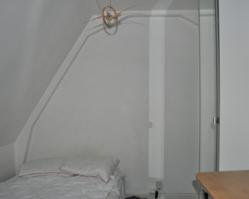 A Paris 75015, studette 13M² au sol, square Desaix - Dsc 0004