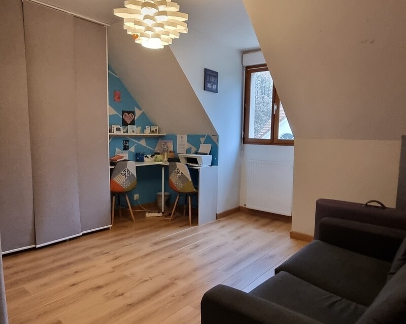Maison traditionnelle à Esbly  134 m² habitable  - 20221220 125553
