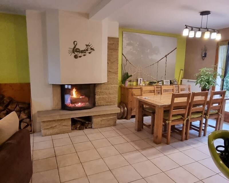Maison traditionnelle à Esbly  134 m² habitable  - 20221220 124725