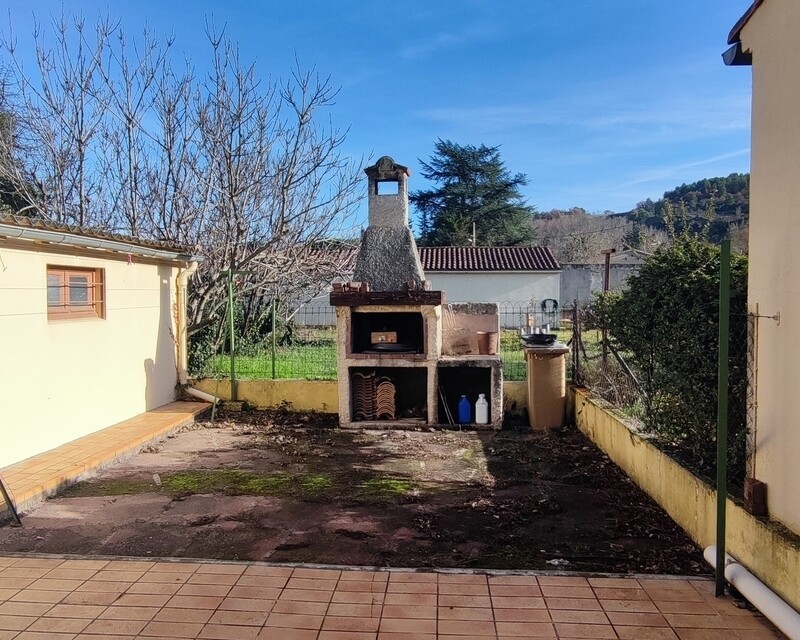 maison avec exterieur  - Img 20221222 140042