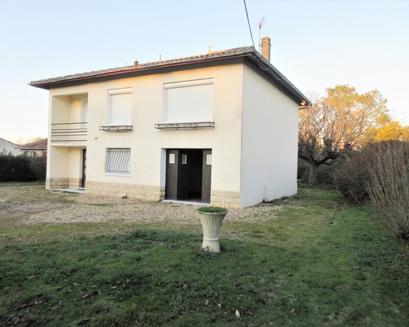 Terrain de 3200 plus maison 128 m² - Img 2640  2 