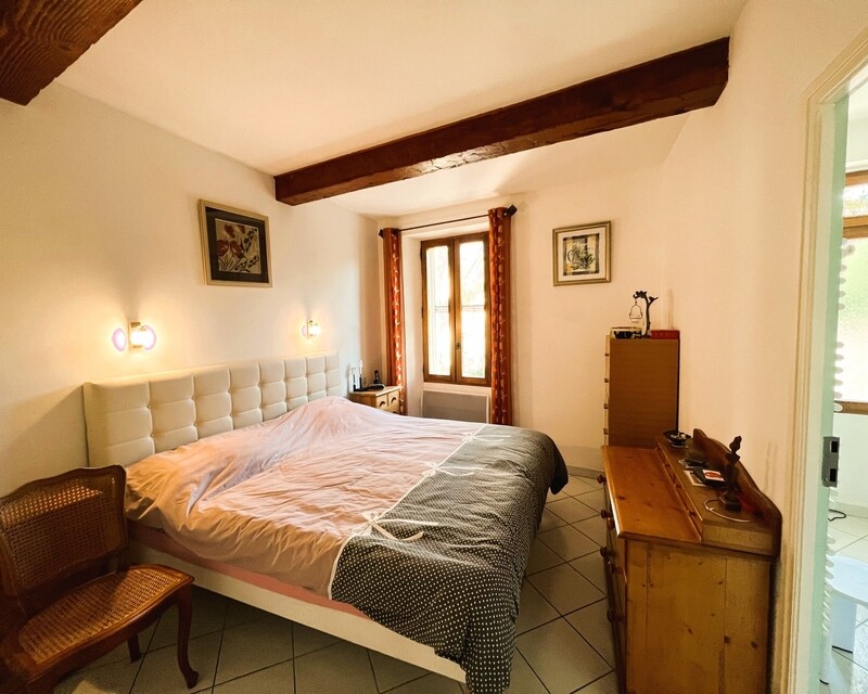 En cours de Compromis / Maison 5 pièces / Jardin / La Roquebrussane  - Janv23 2é