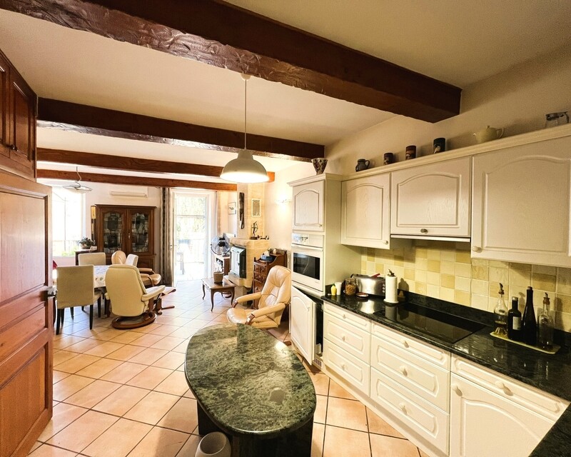 En cours de Compromis / Maison 5 pièces / Jardin / La Roquebrussane  - Janv23 1