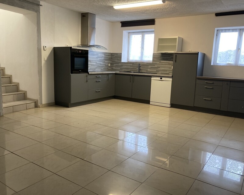 Ensemble immobilier, composé de 2 appartements. - Img 7209 1 