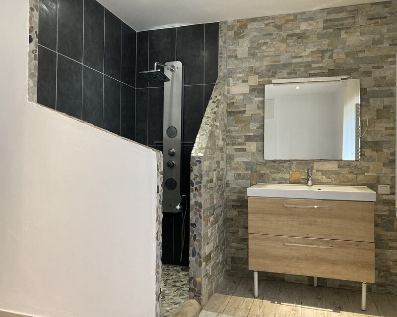 Ensemble immobilier, composé de 2 appartements. - Img 7214 1 