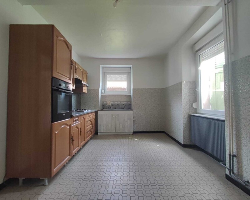 Authentique corps de ferme avec maison d'habitation - Cuisine appartement rdc