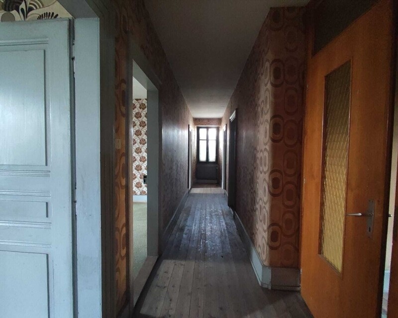 Authentique corps de ferme avec maison d'habitation - Couloir 1er étage