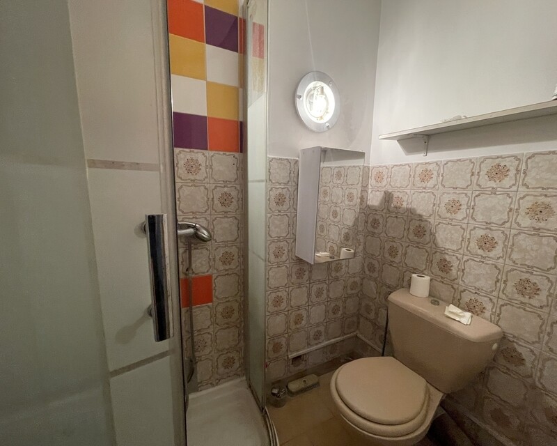 Antibes, centre ville, bien de 27m2 (local ou habitation)  - B68d0f1a-fe1e-4aac-8700-d05db671936a