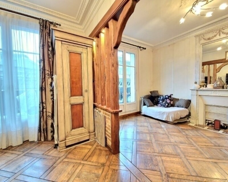 Appartement traversant sur cour calme et arborée - 97c64d70-a79c-471e-a06b-dda4ca0b2f90