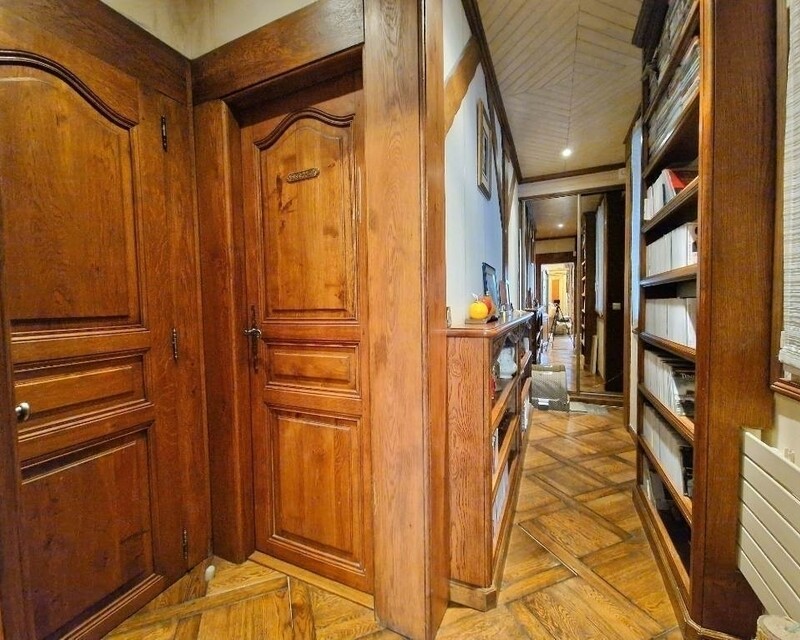 Appartement traversant sur cour calme et arborée - 67602644-d0f8-43d0-9a38-3b57f6b770a3