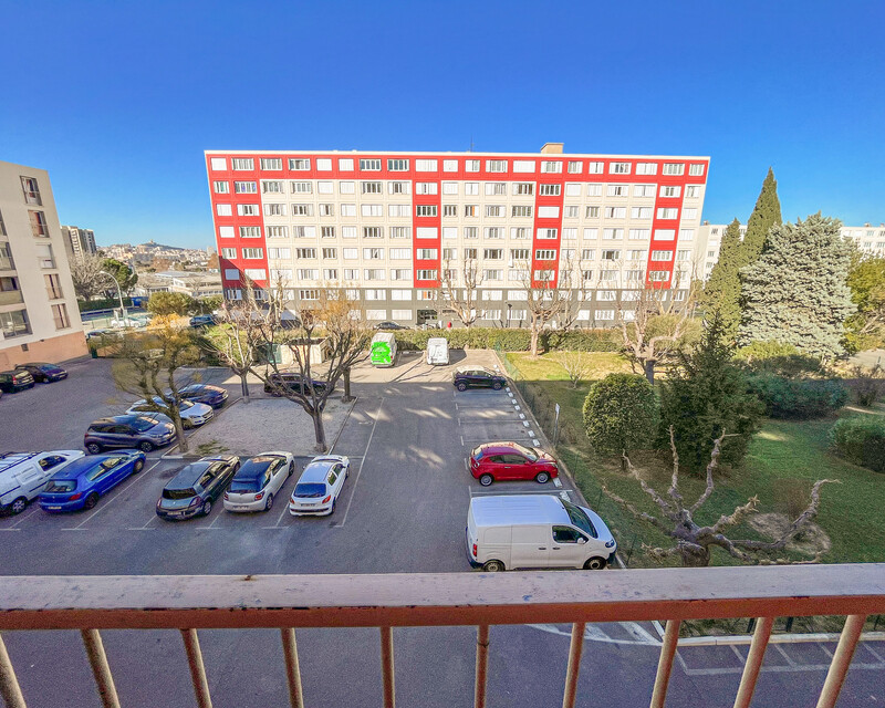 Sous compromis // Appartement T3 / 65m2 / Saint-Tronc 13010 - Defe002e-2914-472c-9364-eb572203e13b