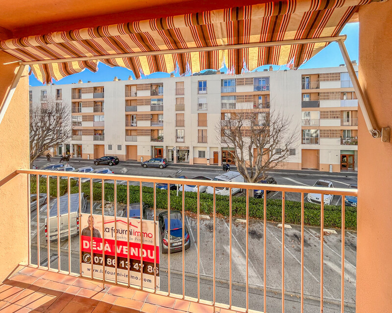 Sous compromis // Appartement T3 / 65m2 / Saint-Tronc 13010 - 4b1a3d23-ec8c-4bd2-aff9-410fe766ac31